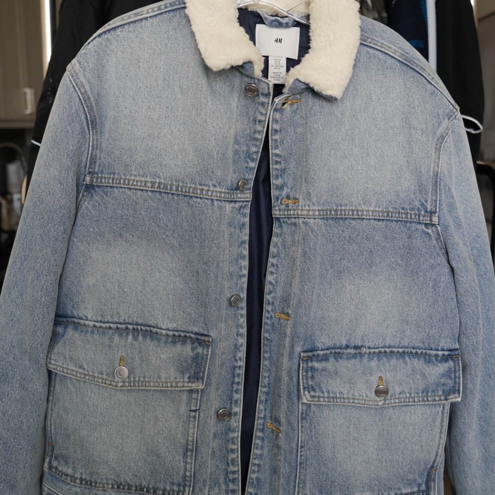 H&M Blue Denim Jacket with White Collar
